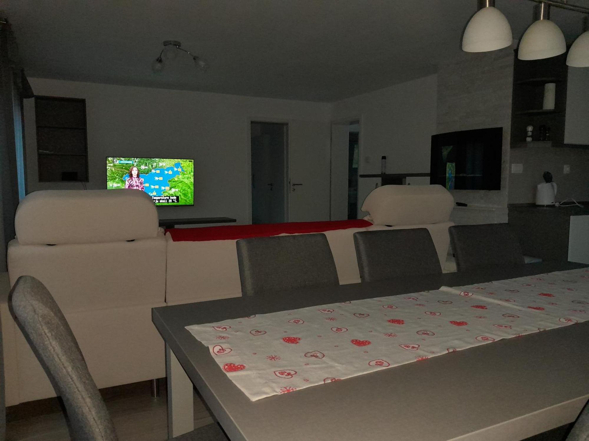 Holiday Home Baron Radece Eksteriør billede